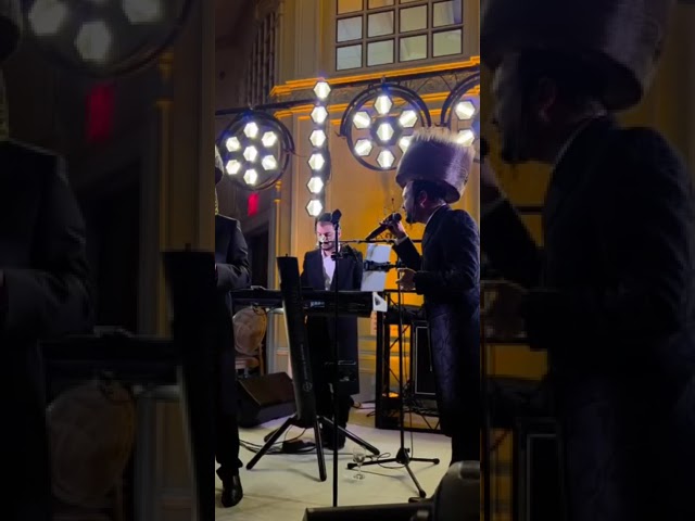 Chuppah: Leibish Posen 🎹 Meilech Braunstein, Hershy Weinberger 🎤