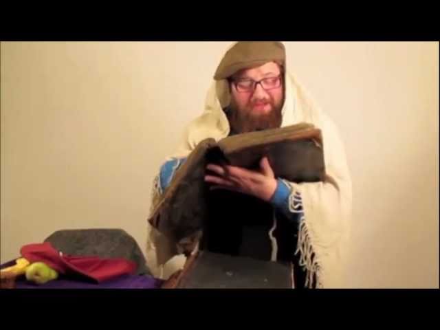 מנשה רייסט איין! פאר אלע נצרכים..         Menashe at the prayer rally