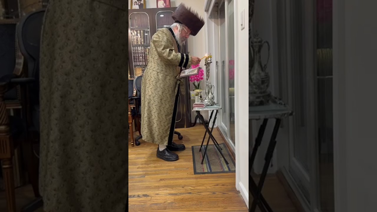 Nickelsberger Rebbe lighting Chanukah Menorah on the 8th night 5786.
