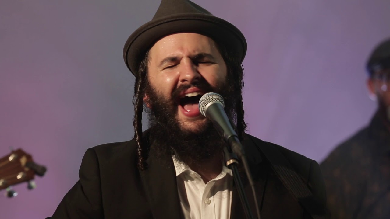 Zos Chanukah Concert! Moshe Storch