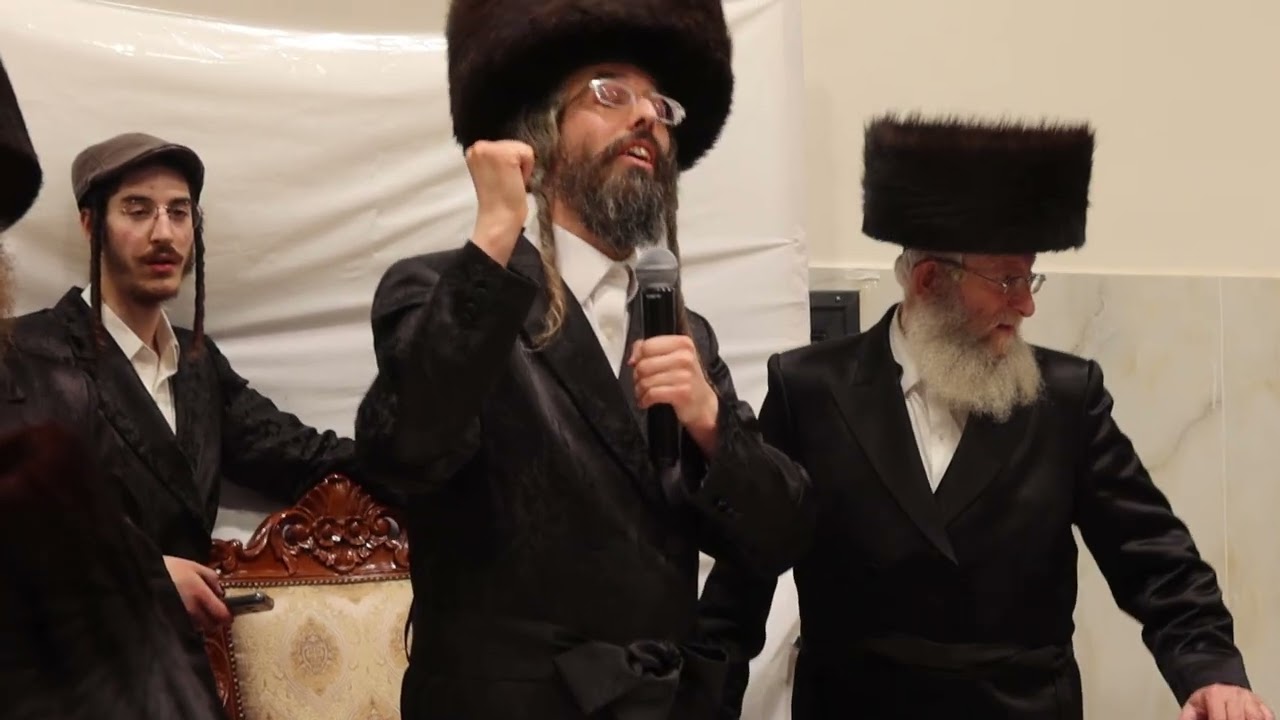 כ"ק מרן האדמו"ר שליט"א בשירת "להתוודע"