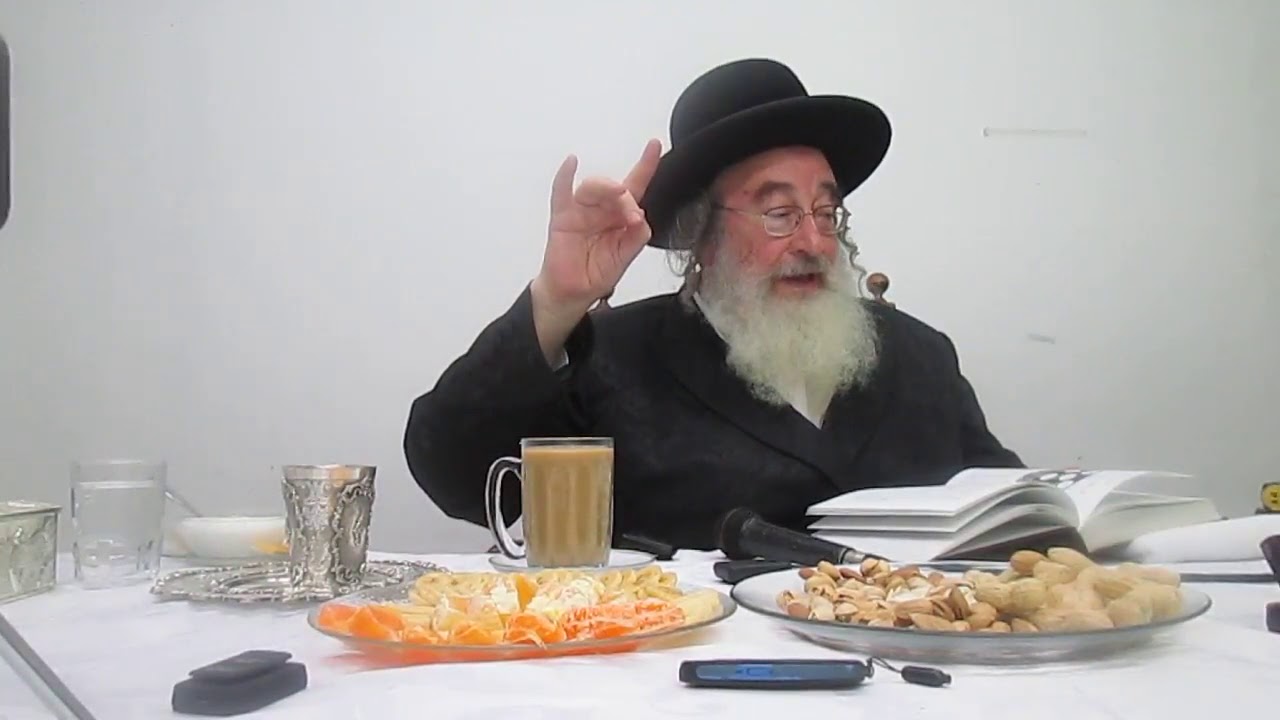 Preparations To Pesach And The Seder With The Spinka Rebbe 5778 Part 2