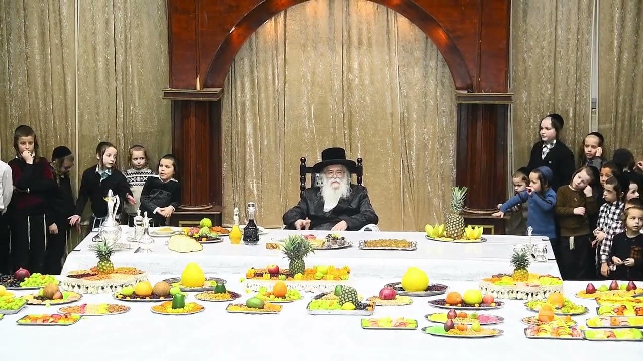 חמשה עשר בשבט אין חצר הקודש דאראג