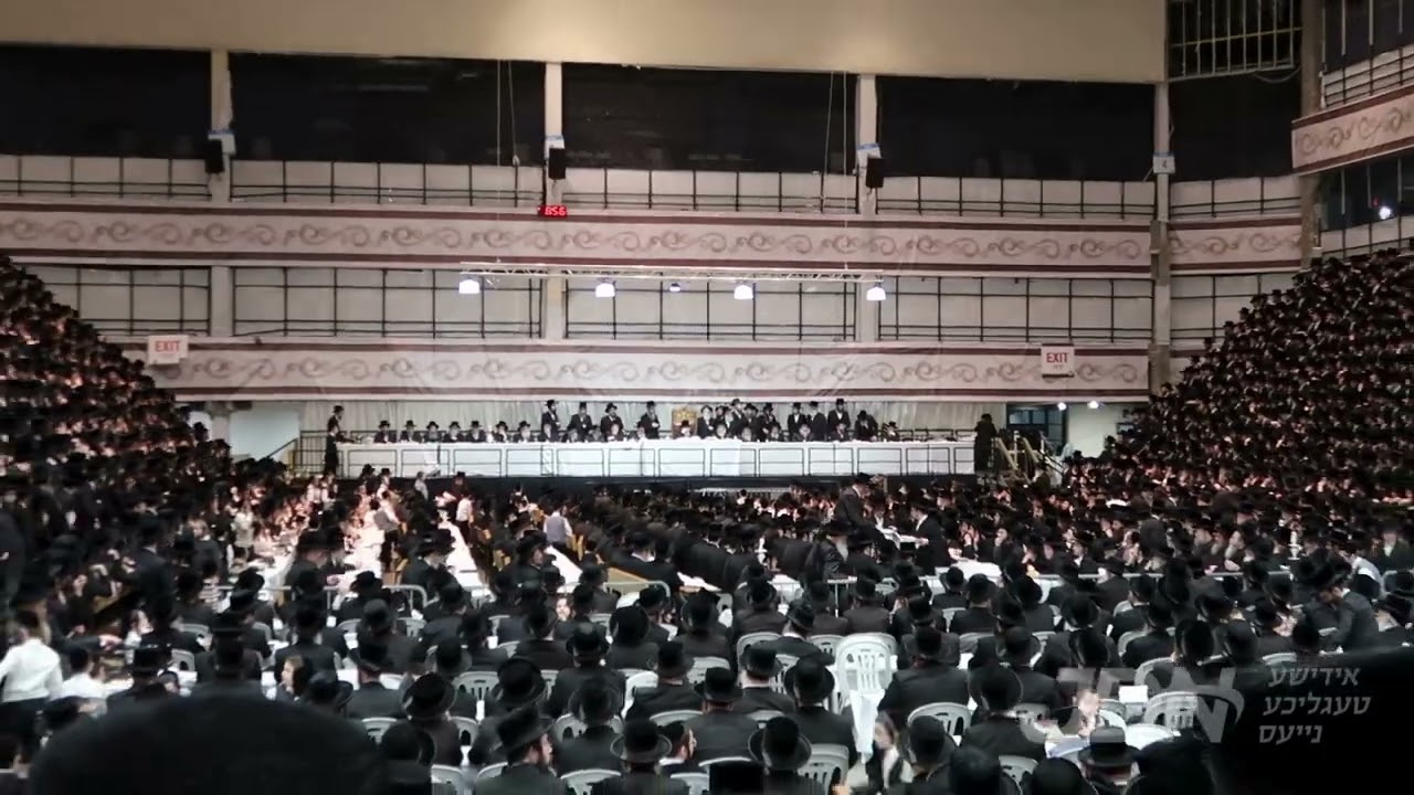 יארצייט פון הרה"ק מסקווירא זי"ע ביי בנו האדמו"ר מסקווירא