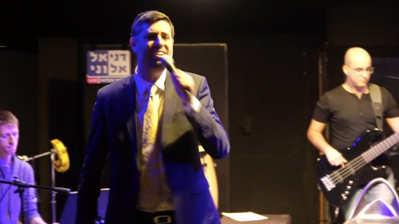 Chanukah Light - Ari Goldwag (2018) - Live