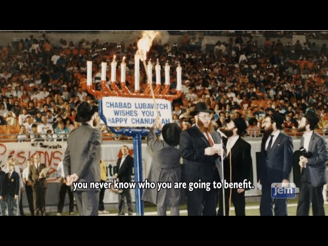 70,000 Witness Menorah Lighting At Dolphins Game | Hakhel