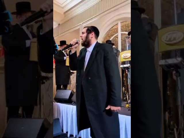 שמילי אונגאר עם מקהלת ידידים ותזמורת של הערשי לאנגסאם