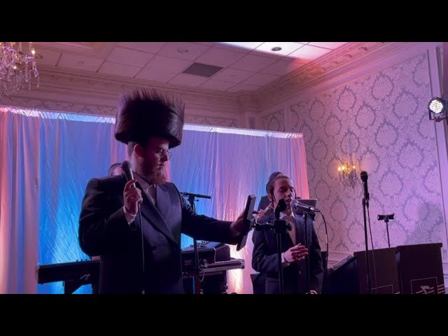 Child Solo Shloime Mozes Sharing The Stage With Yidi Bialostozky