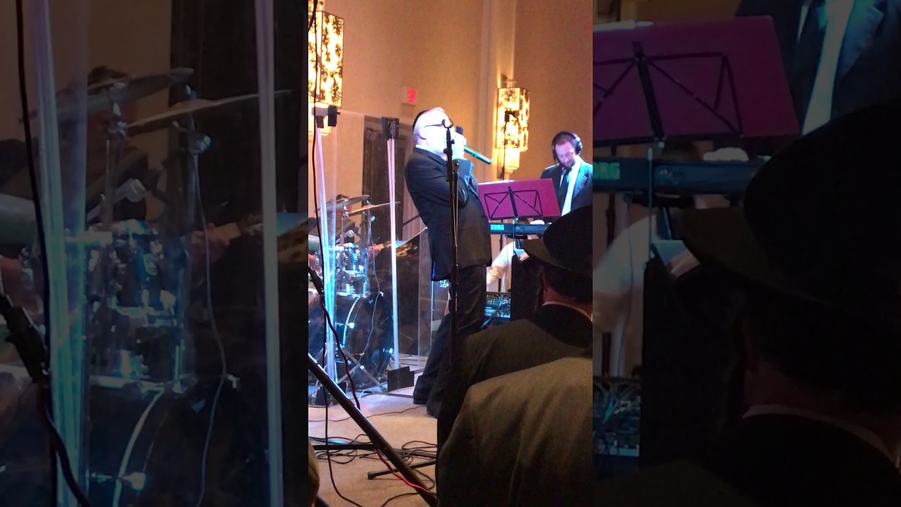 Father of the bride shocks everyone with amazing blues at an orthodox jewish wedding!!