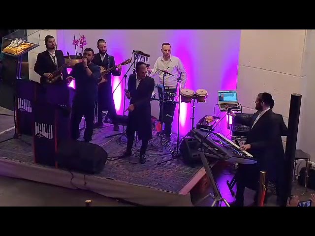 🎤ישי ריבו &שלום לעמר .עם אמן הקלידים שימי סקלר🎸 יוסי ויינר בהופעת בוטיק מיוחדת
