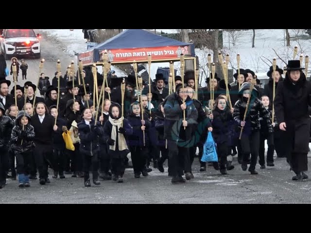 Hachnoses Sefer Torah To Viznitz Shul in Monsey, NY | הכנסת ספר תורה לבהמ”ד ויז’ניץ במונסי ניו יארק