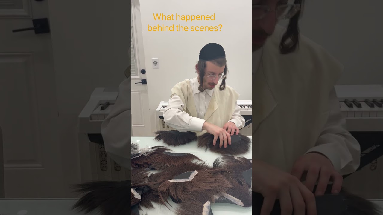 What Happened behind the scenes at kleins shtreimalech?