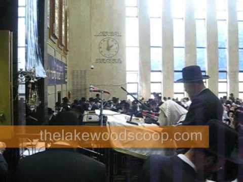Worldwide Tinokes Shel Bais Rabbon Event in Bobov