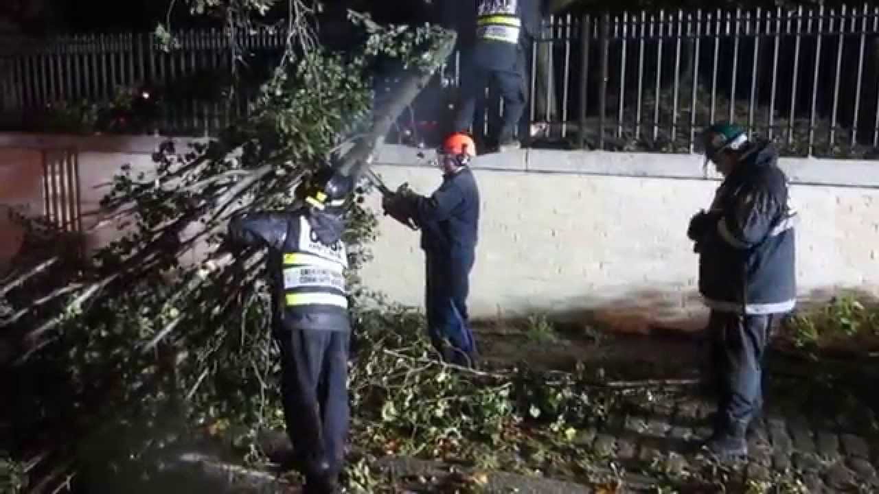 CWSP Shmira of Boro Park working with NYPD during Hurricane Sandy