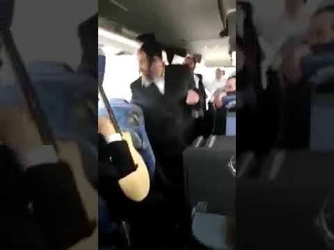 Son Of Viznitzer Rebbe Warns About The Dangers Of Phone Addiction