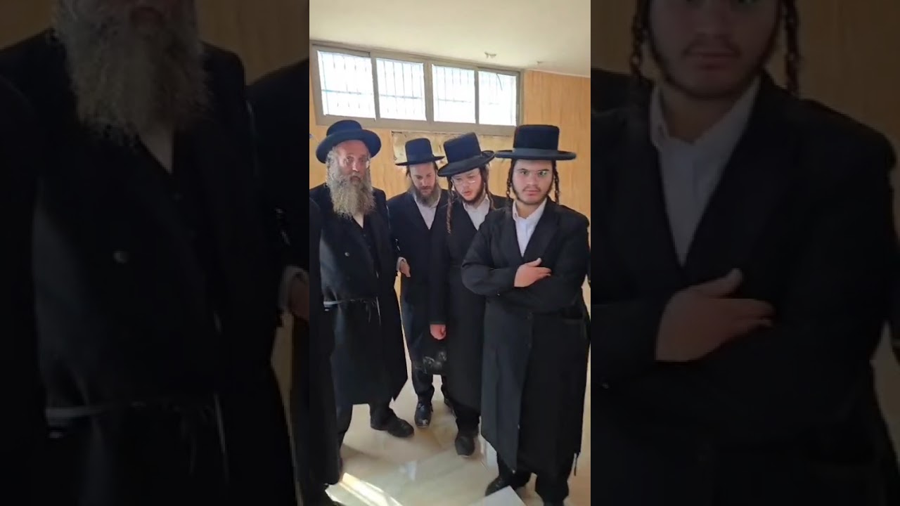 2 of the Kretchnif Siget Rebbe's sons visiting his Kever at the end of shiva. Elul 5785