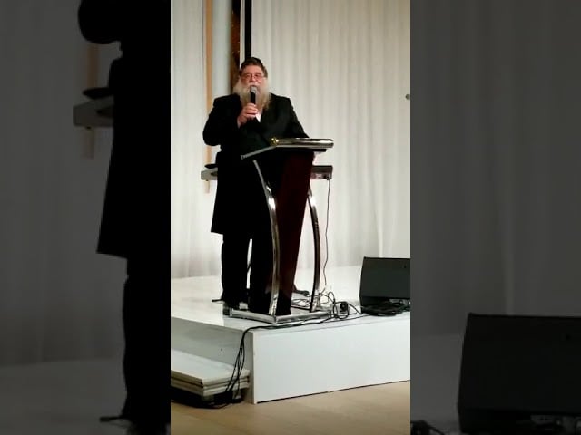 Reb Moshe son of Alter Rebbe relates father's saying