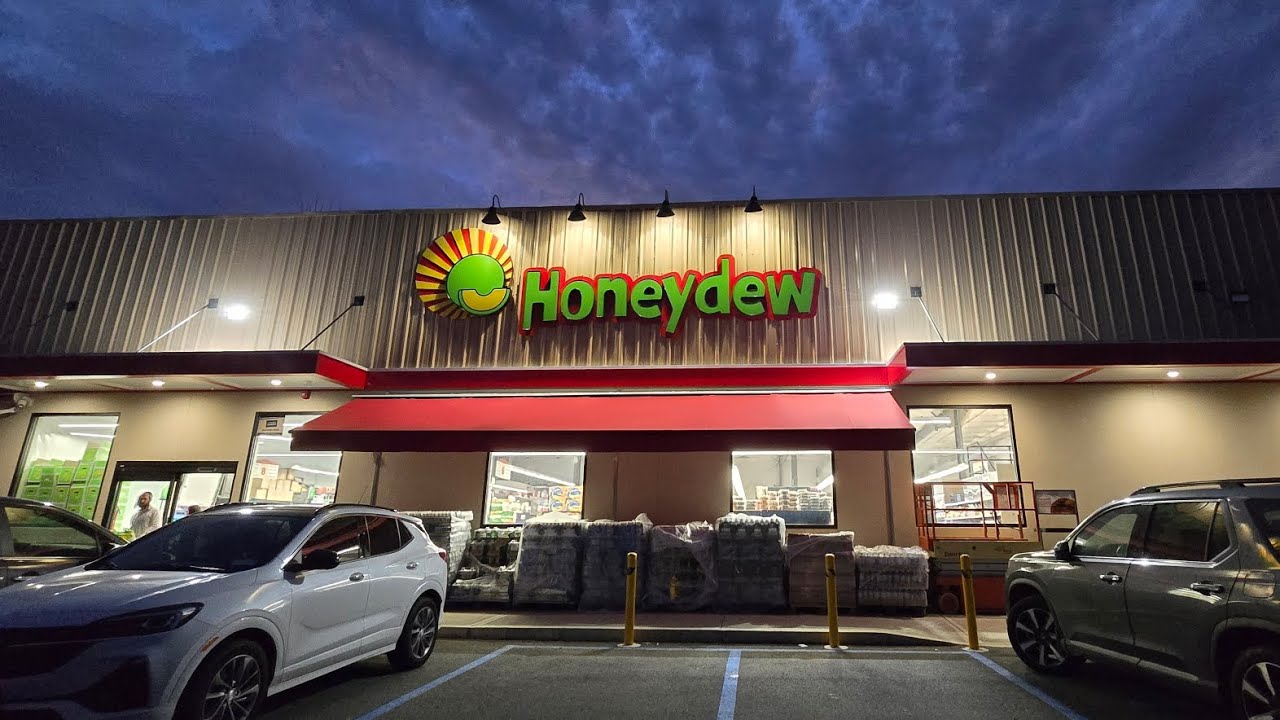 Let's explore the Catskills! Starting with Honeydew Supermarket, which has some exciting new stuff