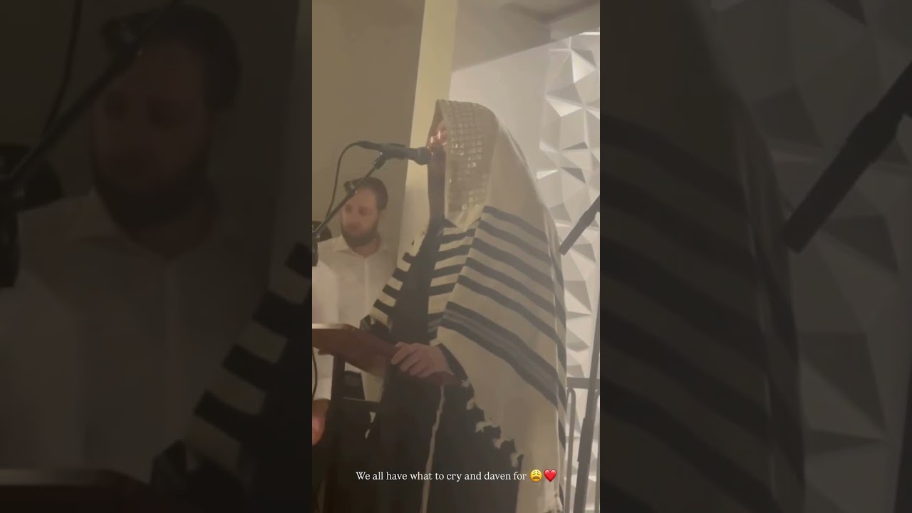 Yumi Gelb 🎹 Hershy Weinberger 🎤