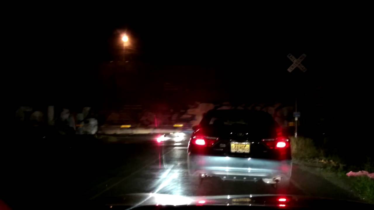 Danger at tracks with no flashing lights