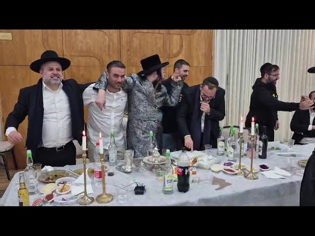 Mezibuz Rebbe Celebrating Hilula Of the Baba Sali - Shvat 5785