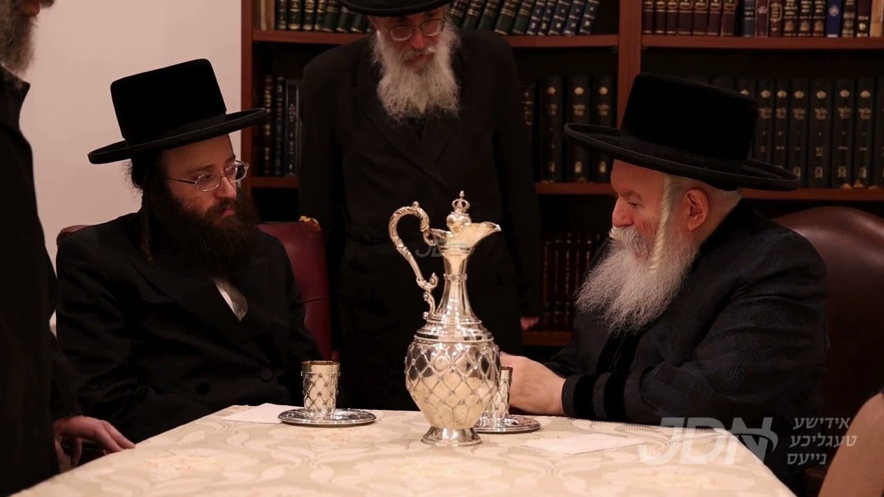 האדמו"ר מקאסוב באזוכט ביי האדמו"ר מבאבוב