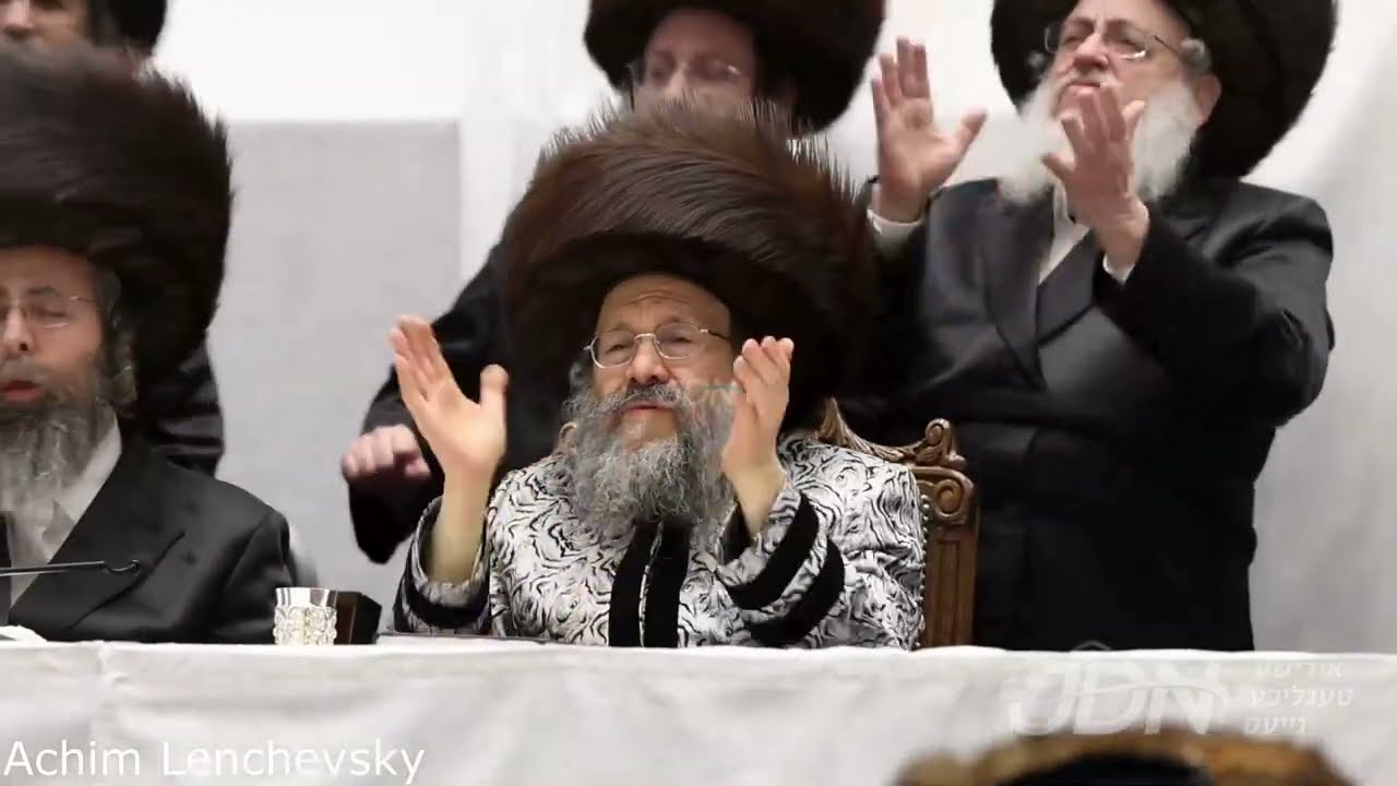 טרינק סעודה פורים אין חצר הקודש באבוב-45