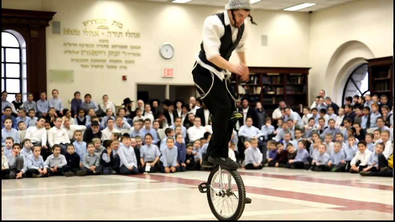 The French Twins Perform In Oholai Torah