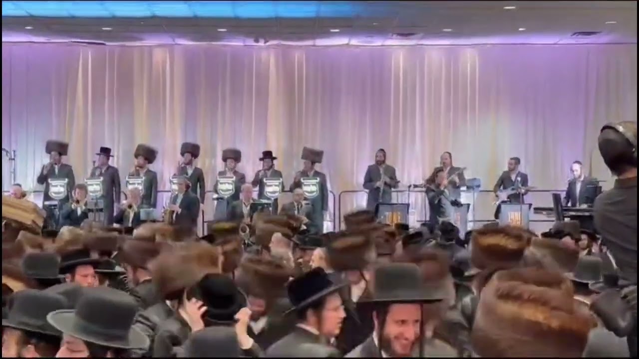 חתונת בת הנגיד יואלי לנדאו בויאלמסבורג מקהלת 'מלכות', עם גדולי זמר החסידי ותזמורתו של הערשי לנגזאם 2