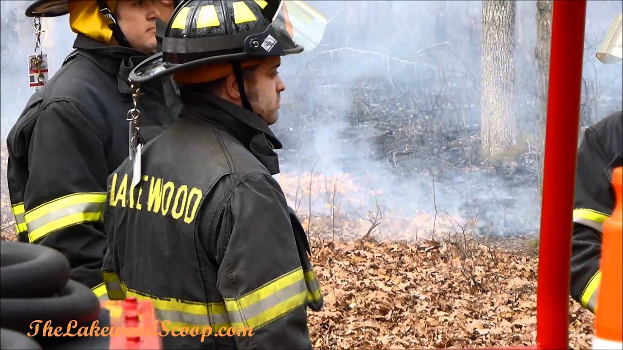 Brush Fire in Lakewood NJ State Forest Fire Service LFD