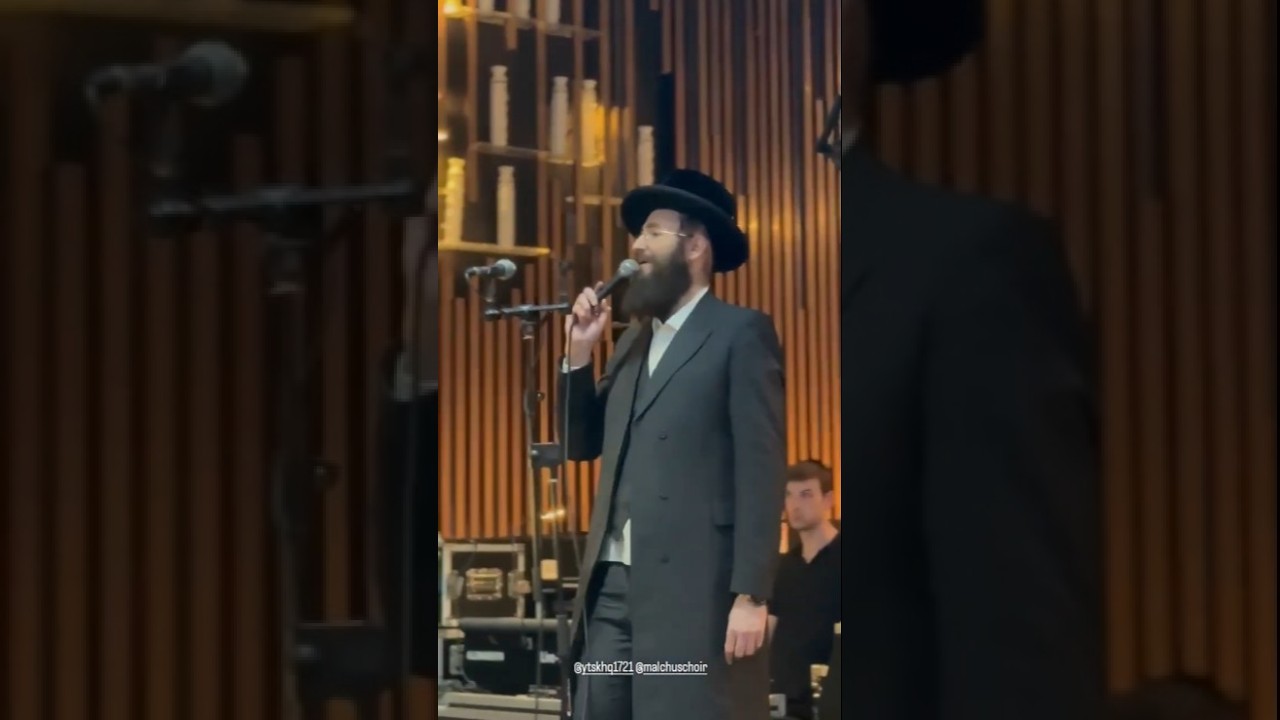 יואלי דיקמן ומקהלת מלכות בחתונה סוערת