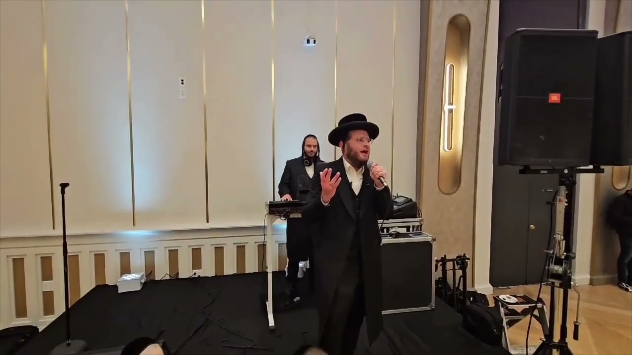 בנצי וועבערמאן עם הקלידן יואלי פישר