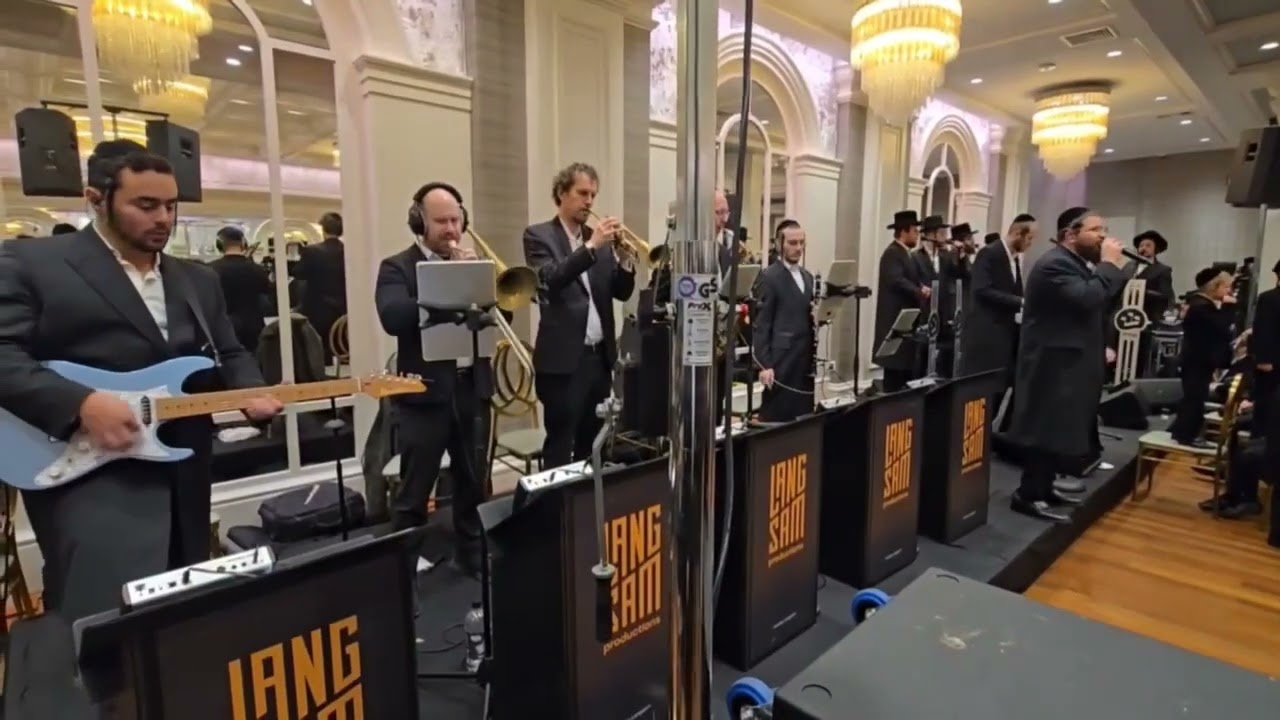 Hershy Langsam 🎹 Shea Berko 🎤 Shira Choir