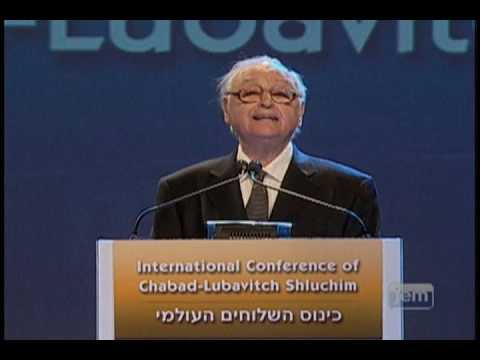 Ambassador Yehuda Avner speaks at the International Conference of Shluchim 2008, Part 2