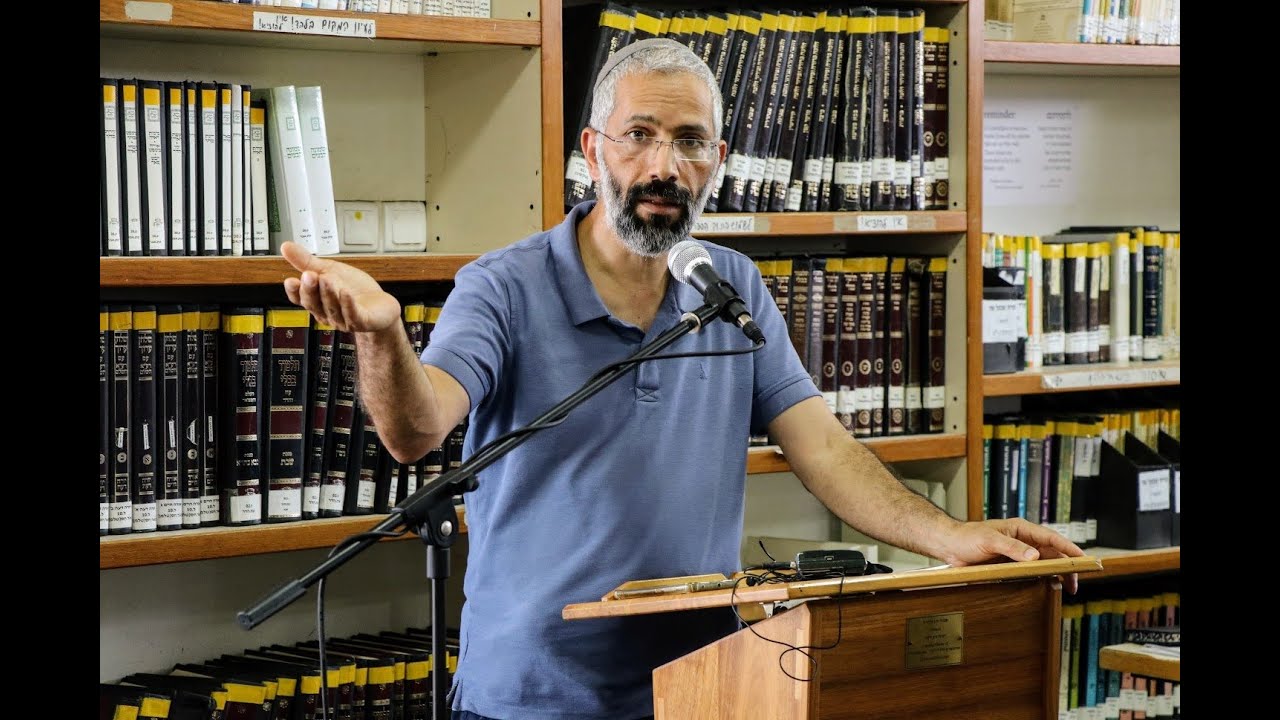אסופות | הרב פדיה נגר ישיבת עתניאל | פנים ואחור בשנת השבע