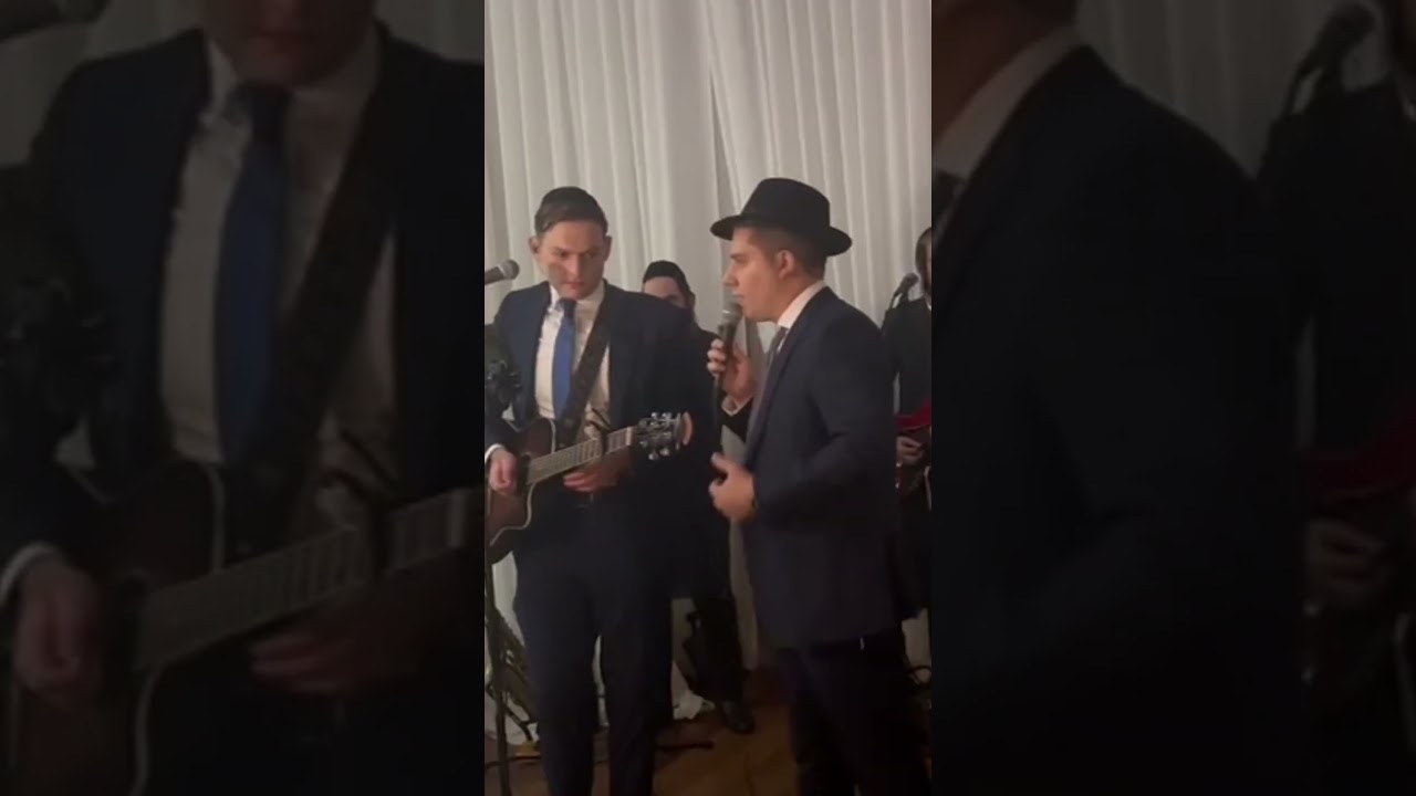 Machnisei Rachamim at a Chuppa with Yanky Schiff,  Avrumi Berko and Co #chuppa