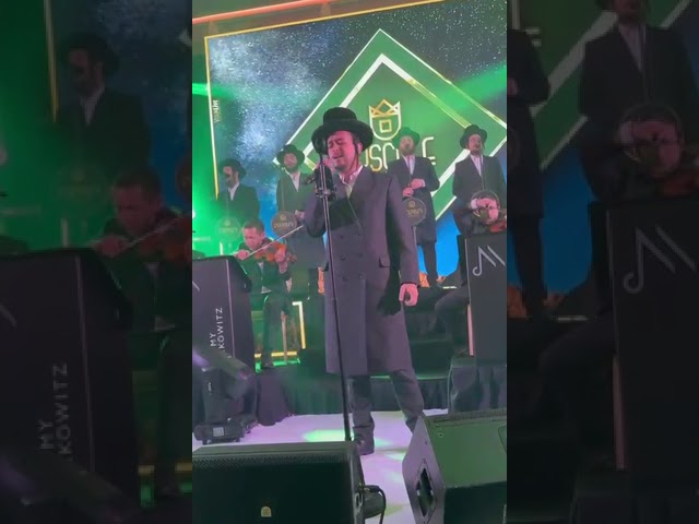 Shimmy Markowitz 🎹 Meilech Braunstein 🎤 Tnuah Choir