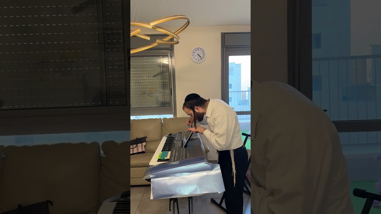 רוצים לדעת איך האורגן שלי הפך לכחול? הצצה נדירה למאחורי הקלעים של תהליך ציפוי האורגן בכחול מטאלי 🔵