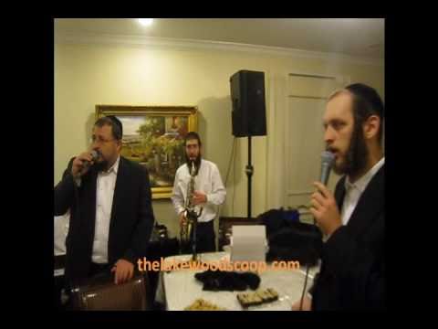 Misameach Kumzitz With Moshe Brodt and Shimmy Engel