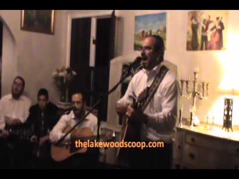 Danziger Kumzitz In Honor Of Shlomo Carlebach's Yahrtzeit 2010