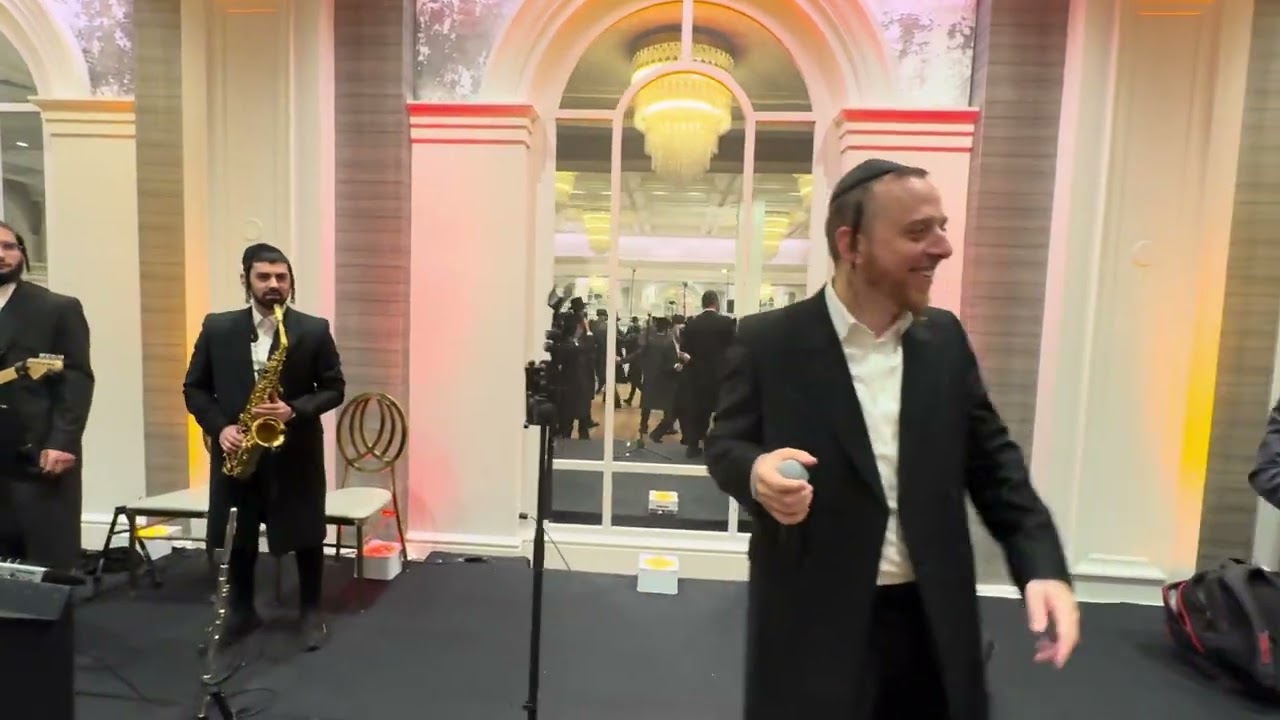 Chesky Schwartz on the keys & Sruly Green fire 🔥 Rubinstein & Polack