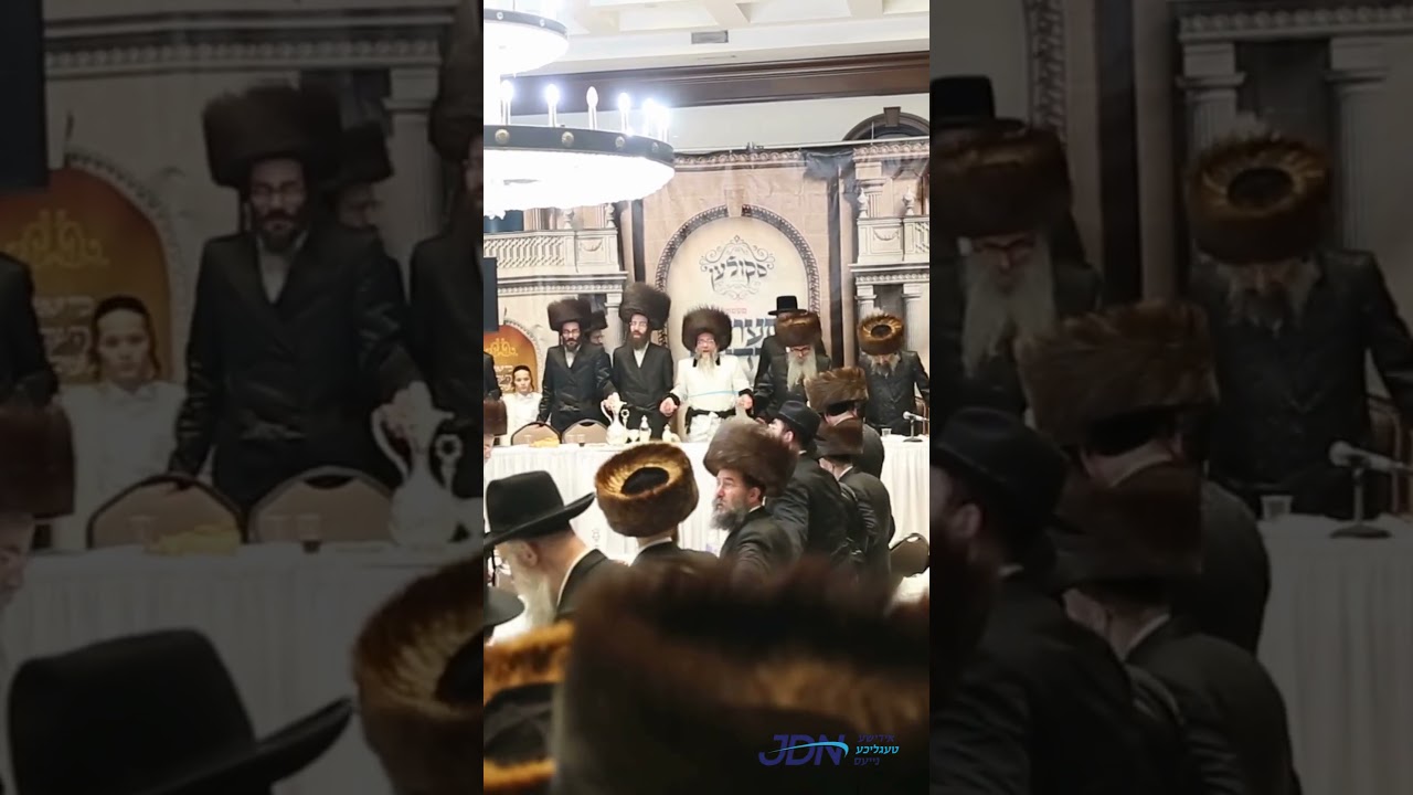 האדמו"ר מסקולען פון לעיקוואד ביים סעודת הודאה מוצאי שבת נחמו