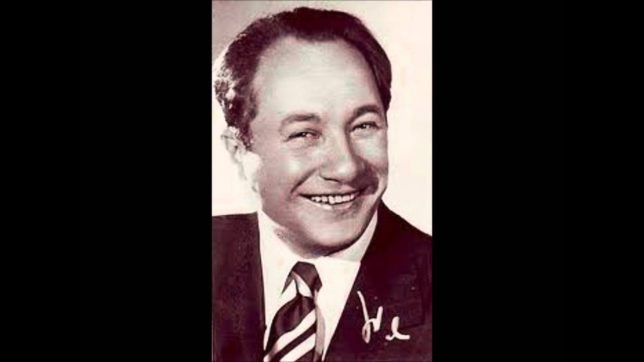 cantor Sidor Belarsky-  Brochot Chanukah