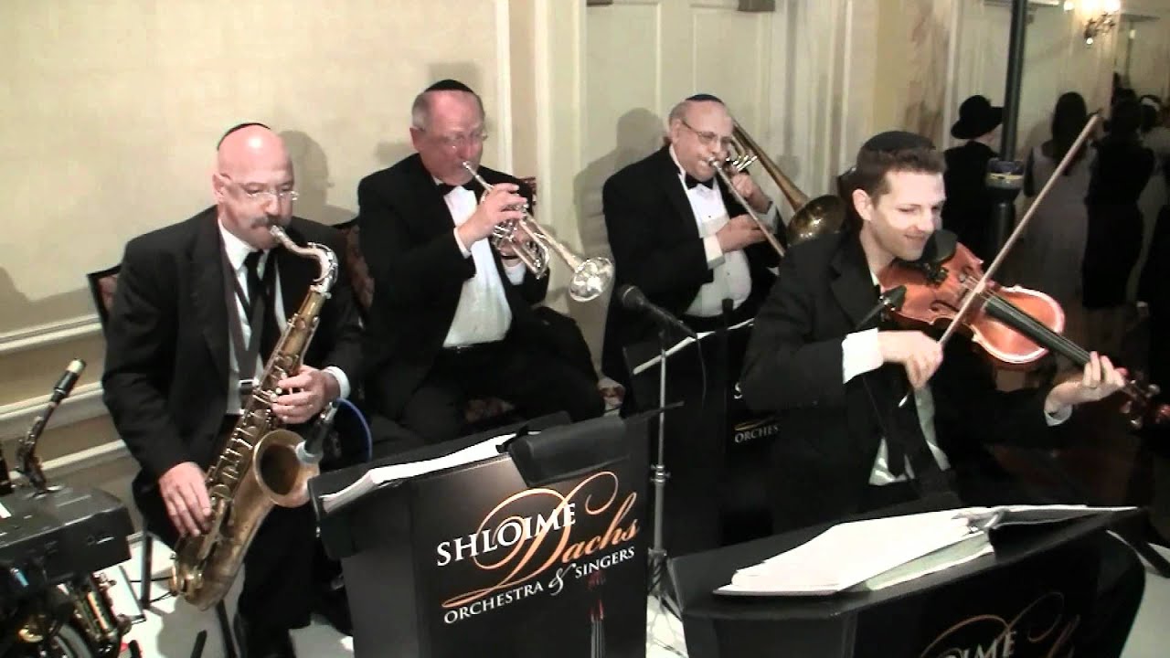 Great Double Intro ("The Band"  & "Im Shipping Up To Boston") By The Shloime Dachs Orchestra