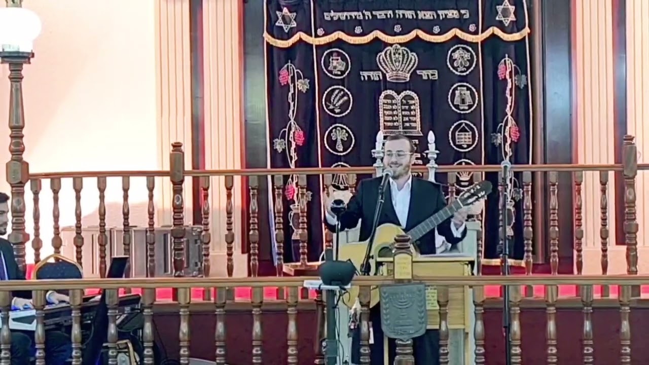 משה ואהרון (קרליבך) חיים גנץ