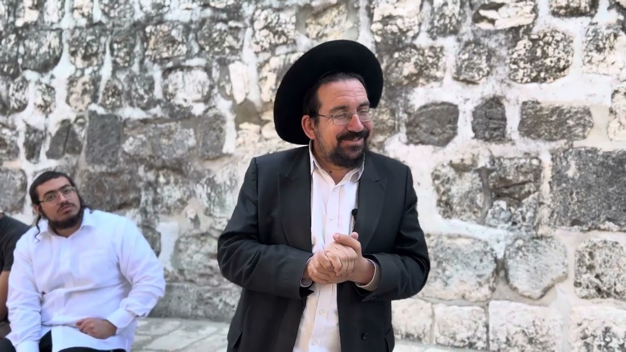 לשמוח וגם לסיים את העבודה | הרב אליהו ובר