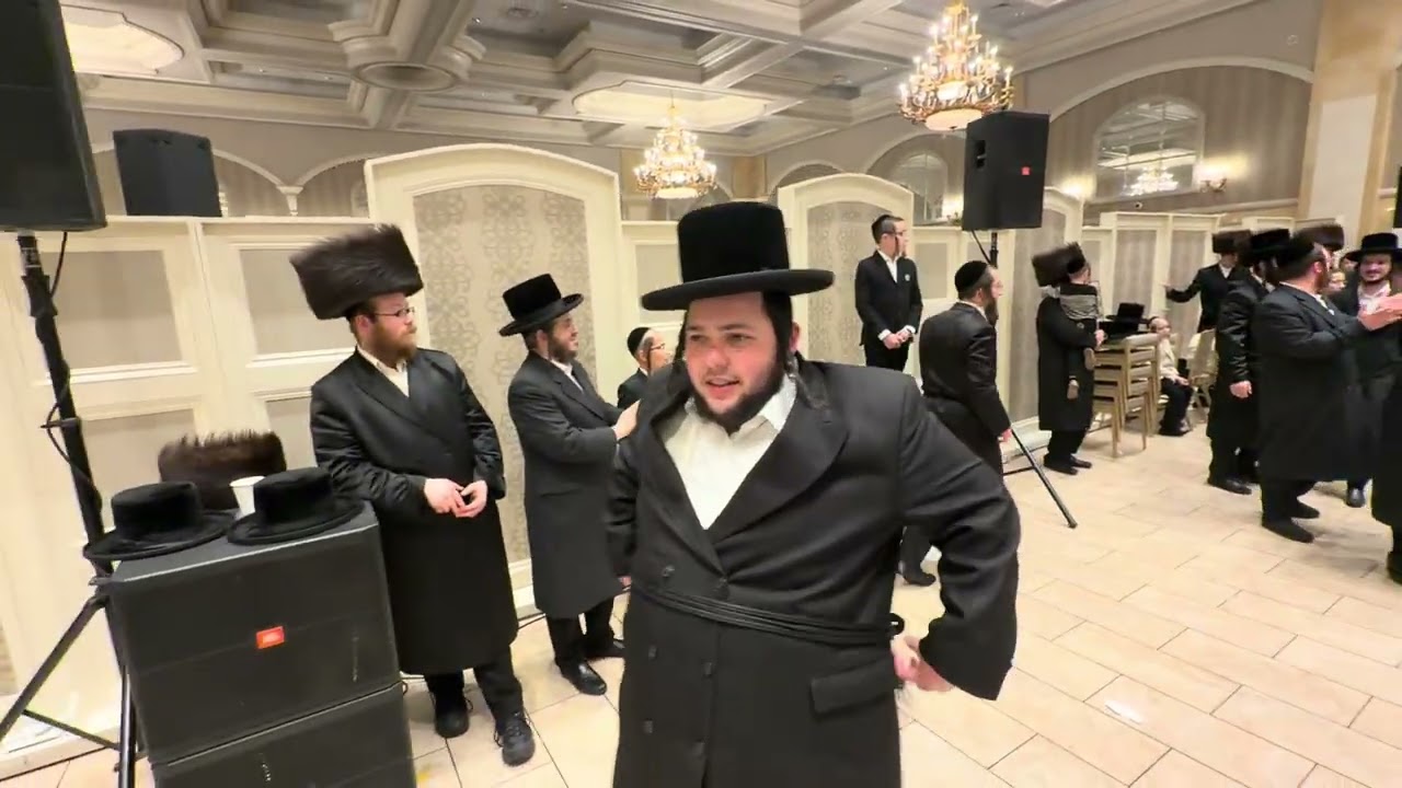 Hershey Langsam on the keys & Chaim Brawn @ Sruly Korn & Breier fire 🔥