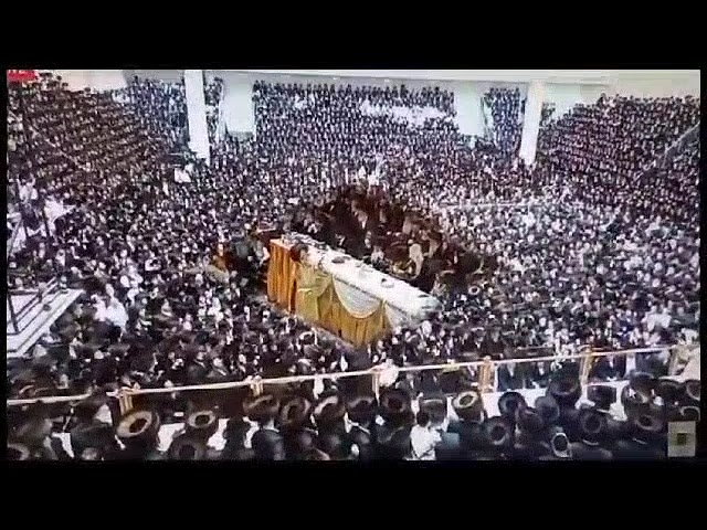 ניגון לעלוב בשמחת נישואי בן המשפיע הגה"צ רבי אלימלך בידרמן שליט"א עב"ג נכדת הגה"צ ר"י ויז'ניץ שליט"א