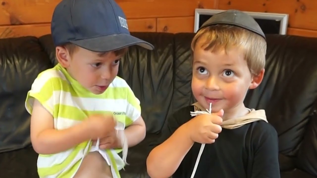 Camp Teumim-Daycamp little Kinderlach music video