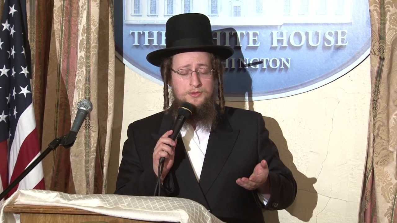 Yisoschor Guttman and Mezamrim sing Rozo D'Shabbos